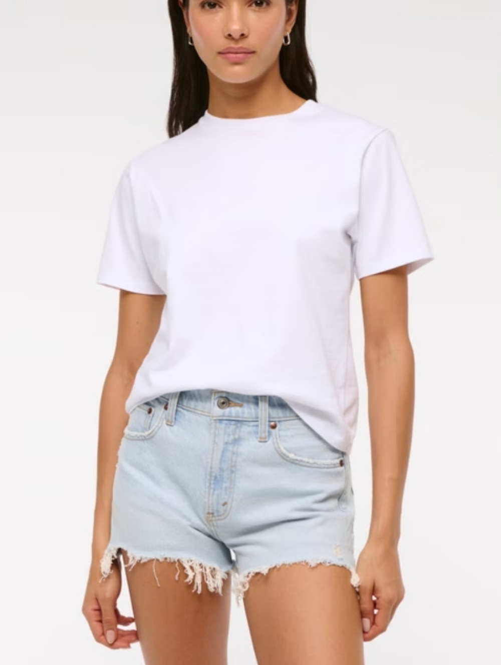 NEW Abercrombie Curve Love The Mom High Rise Short Light Wash Short Womens 27